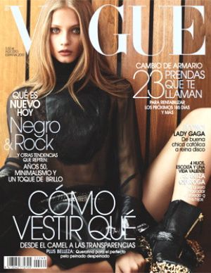 Vogue magazine covers - wah4mi0ae4yauslife.com - Vogue Espana August 2010.jpg